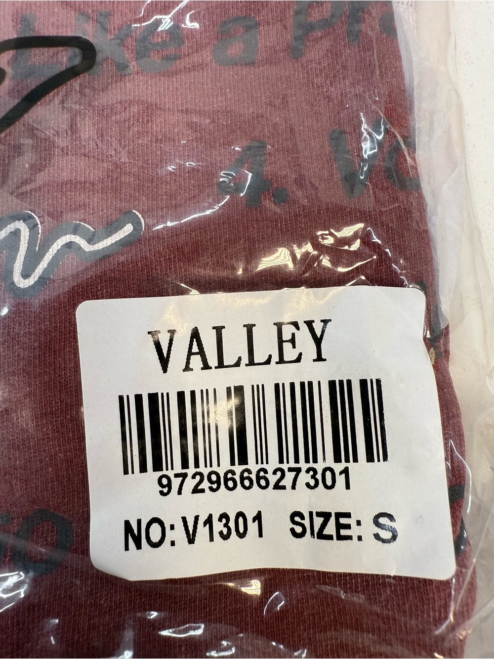 Valley Sports Sleeveless Marilyn Monroe Graphic Tank Top in Maroon - Picture 11 of 11